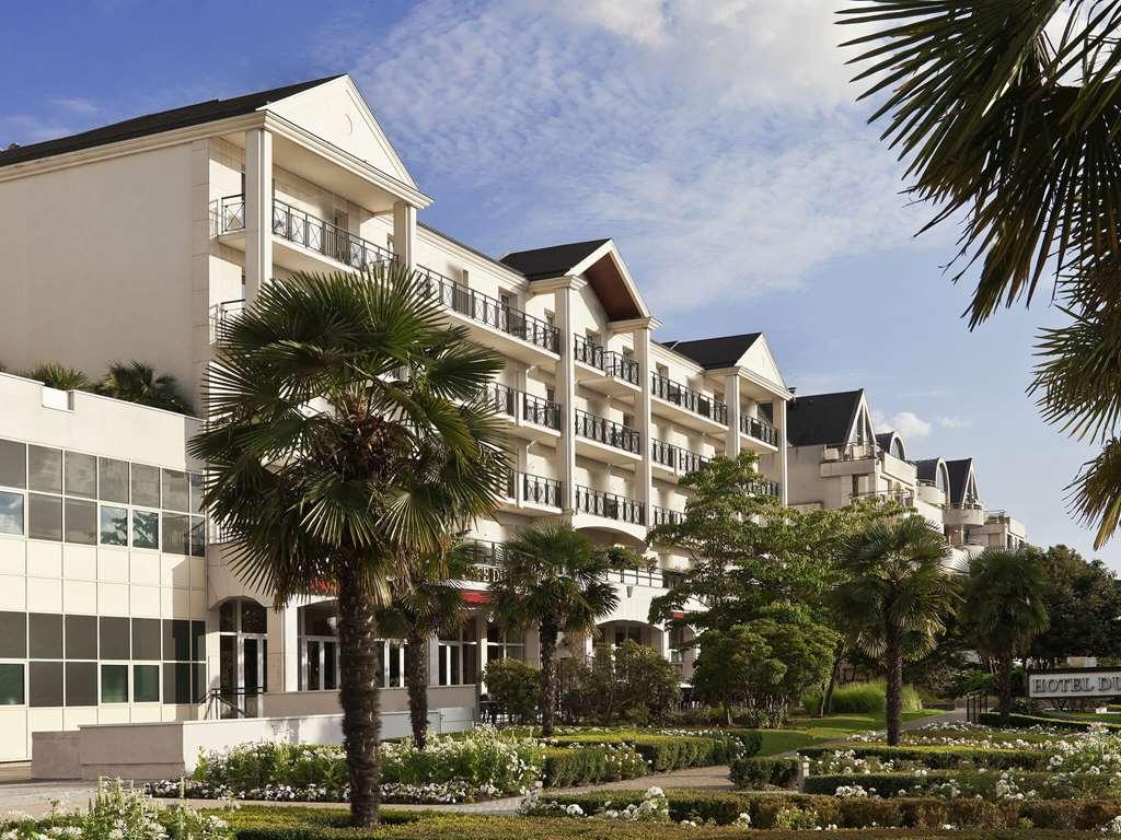 Hotel Barriere Le Grand Hotel Енгиен-ле-Бен Екстериор снимка