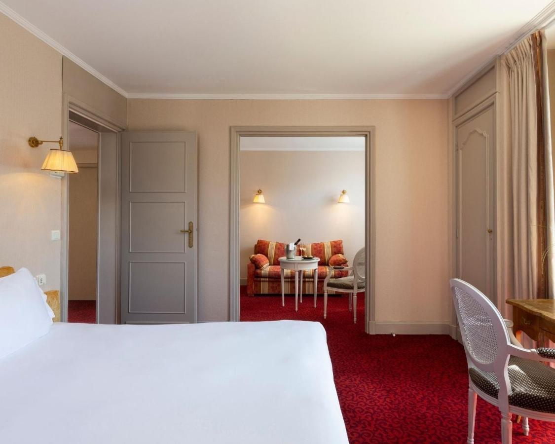 Hotel Barriere Le Grand Hotel Енгиен-ле-Бен Екстериор снимка